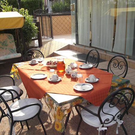 Villa Paradiso Polpenazze del Garda Luaran gambar