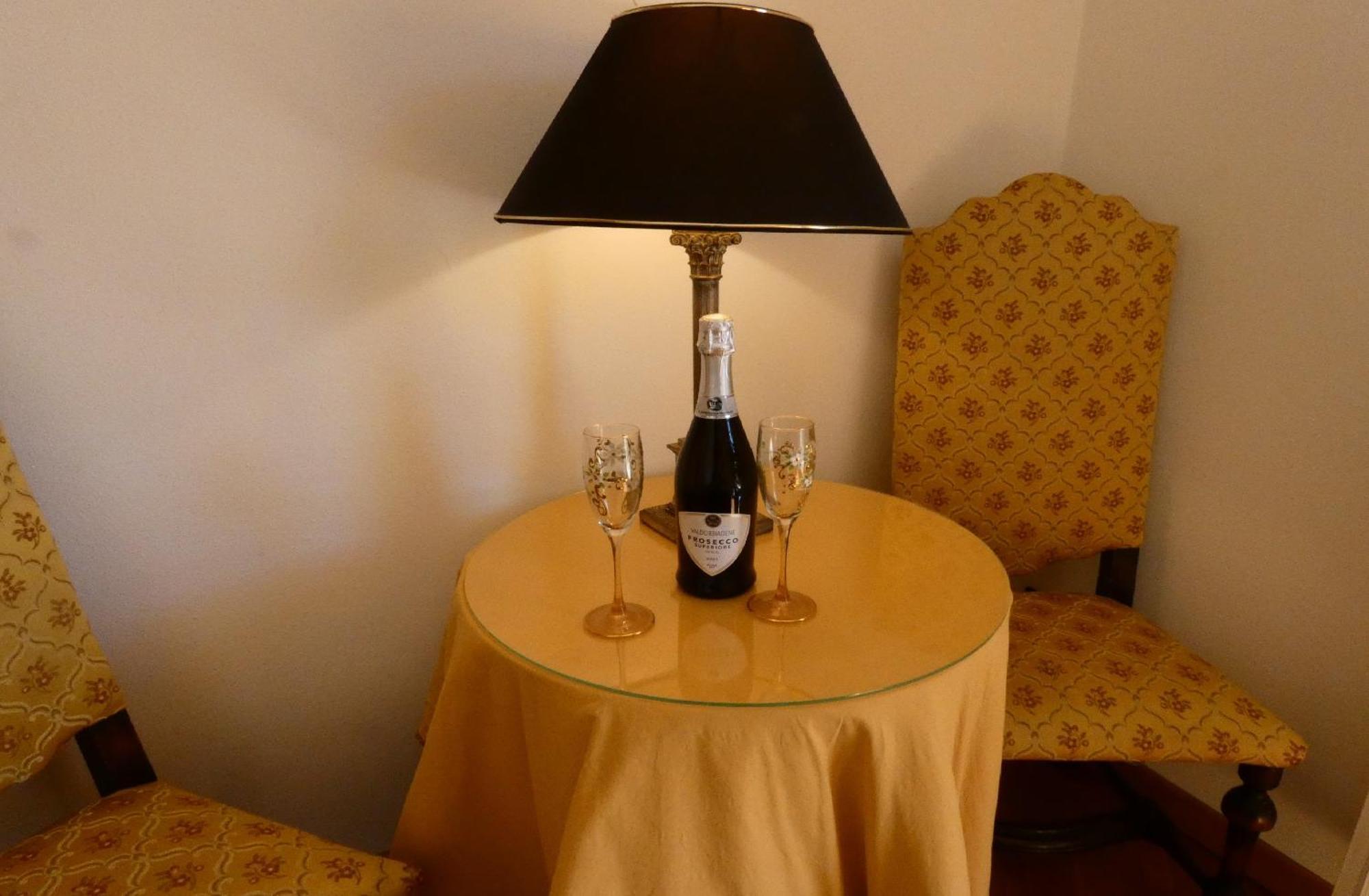 Villa Paradiso Polpenazze del Garda Luaran gambar