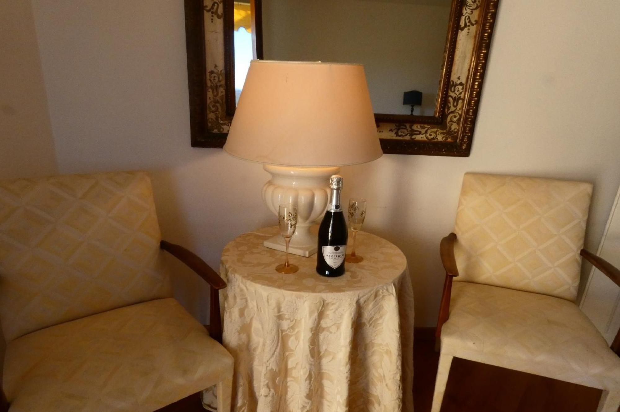 Villa Paradiso Polpenazze del Garda Luaran gambar