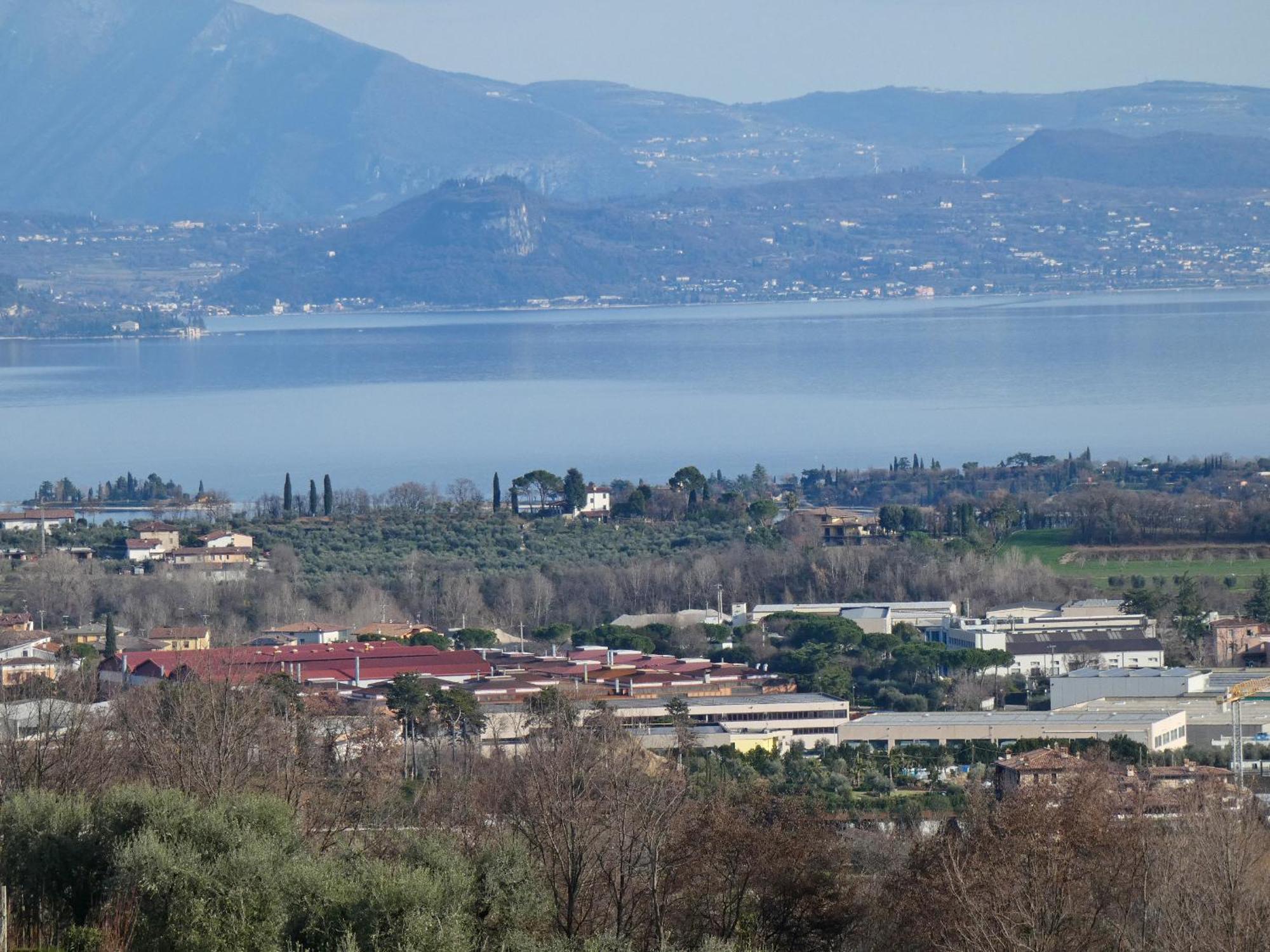 Villa Paradiso Polpenazze del Garda Luaran gambar